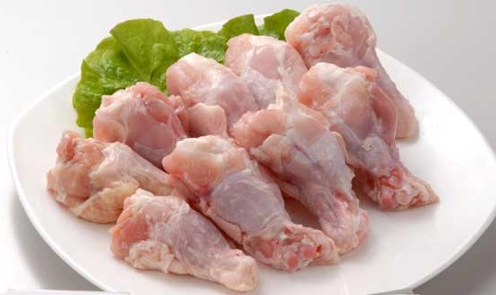 国産　若どり手羽元（解凍・４本が目安）　２５０ｇ